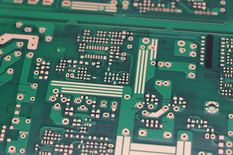 Processus de fabrication détaillé des PCB et informations associées