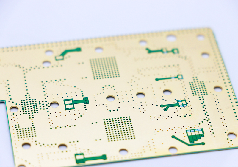 Les fabricants de PCB vous font comprendre la différence entre les cartes en or par immersion et les cartes plaquées or